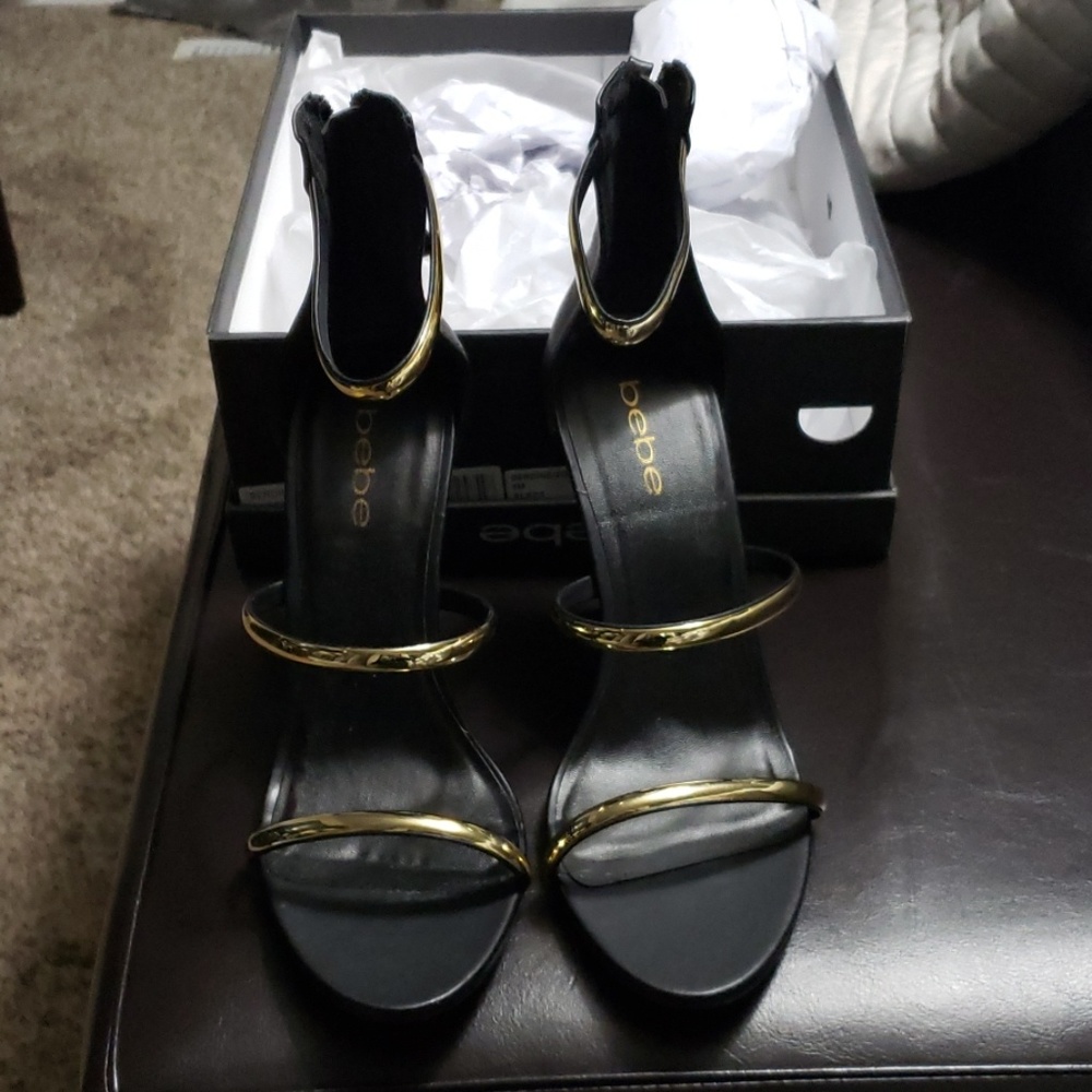 NEW bebe heels